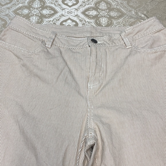L.L. Bean Tan & White Striped Wide Leg Pants - Picture 2 of 10